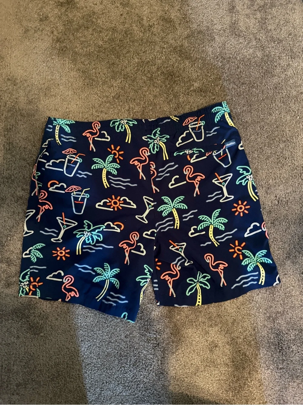 chubbies The Neon Lights 7” Swim Trunks Size Medium